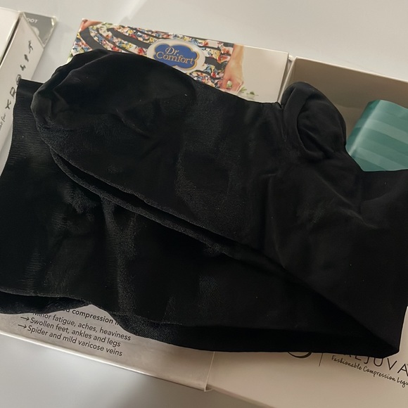 Rejuva sheer dot knee-high compression stockings - Picture 6 of 7